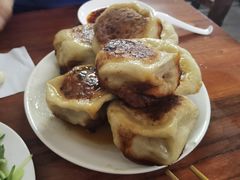 -宝瑞门钉肉饼店