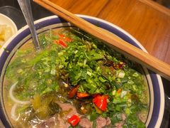 -云阿蛮云南生烫牛肉米线(奉贤路店)