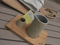 -彳亍咖啡·这里(水湾路店)