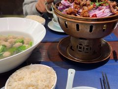 -湖畔鲁菜·二十年老字号餐厅(大明湖店)