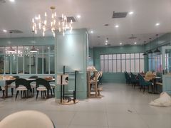-安格丽娜·狗咖·猫咖羊驼咖(春熙路百盛商场店)