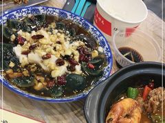 -江城燕子大排档(江汉路步行街店)