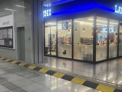 -四川北路(地铁站)