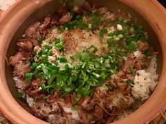 乳鸽煲仔饭-润园四季椰子鸡火锅(海上世界店)