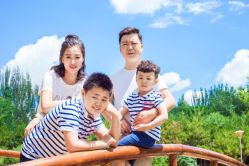 -苏菲亚婚纱影楼尊爵店(昆区店)