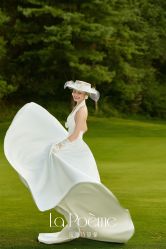 -乐派诗婚纱摄影