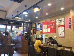 大堂-吴氏老妈·23年家常菜(古城店)