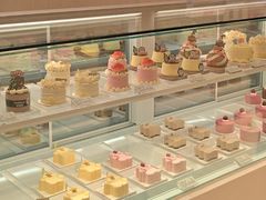 -好利来(上海长宁龙之梦店)