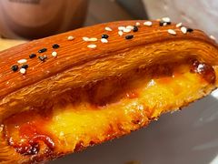 -VERIE BAKEHOUSE