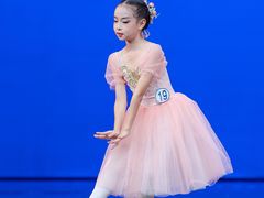 -西安小天鹅艺术团(曲江Alice店)