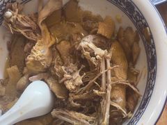 -忠记姜母鸭