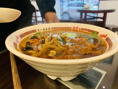 -十八家面馆(均瑶店)