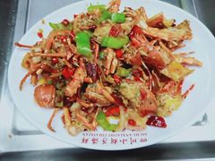 -小辣妹川味海鲜加工店(第一市场椰风巷店)