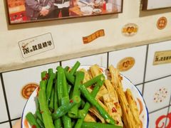 -矮子粉店1985·长沙米粉(湘春路店)