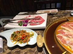 -猪啊牛呀羊啊铜盘烤肉(正大广场店)