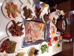 -伊尔曼都自助餐厅(102国道店)