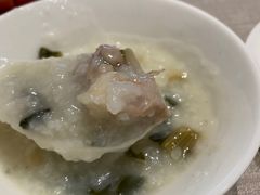 排骨酸菜粥-希尔顿酒店-豫园中餐厅