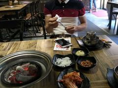 -哈哈碳都·牛肋条无限自助烤肉(台江万达店)