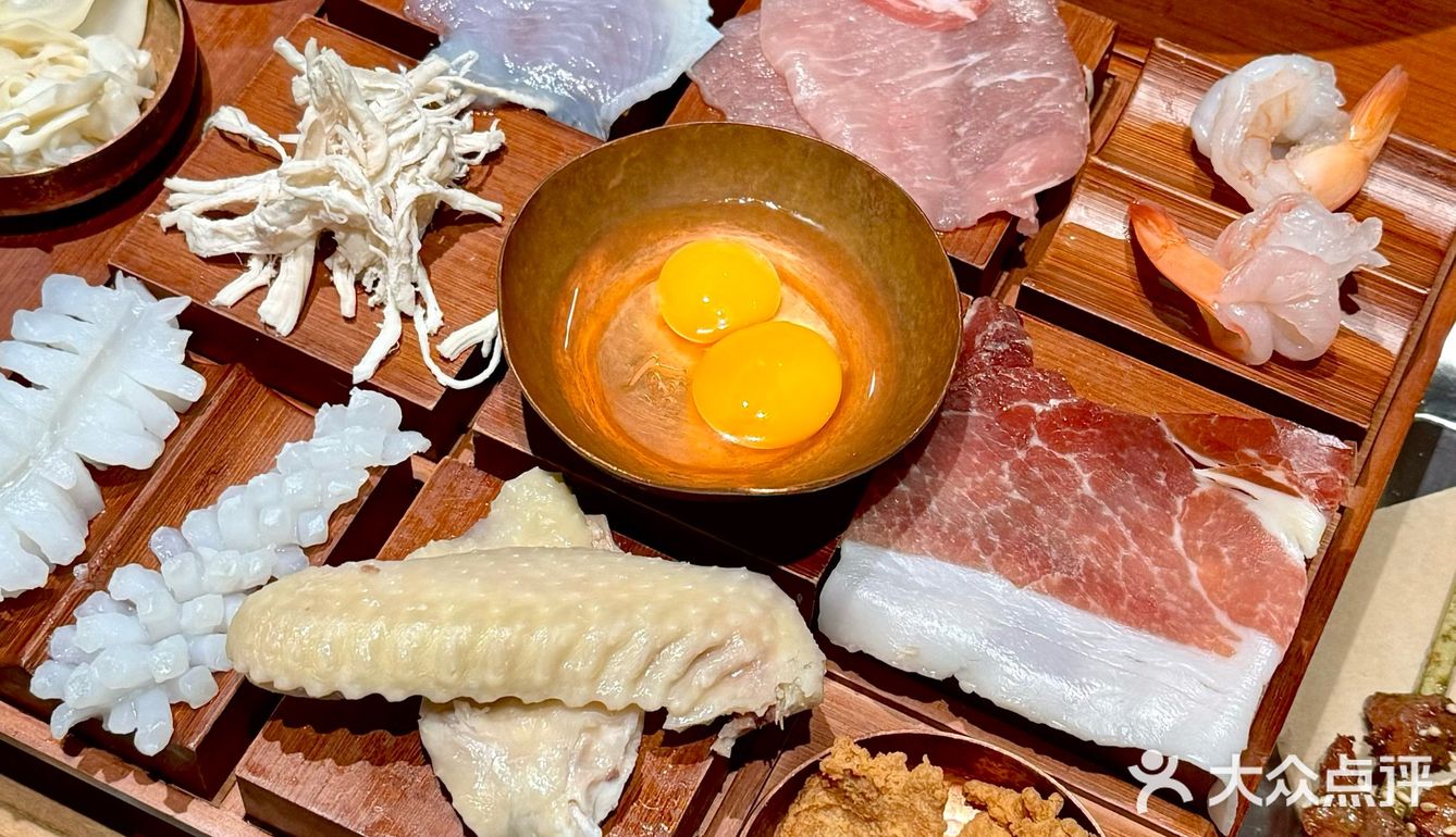 比繁花的宝总泡饭还要豪华…