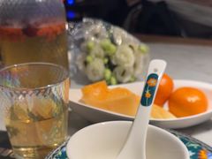 -尚尚仙·酸汤猪手·猪肚鸡火锅(华联万柳购物中心店)
