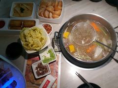 -左庭右院鲜牛肉火锅(浦江欢乐颂店)