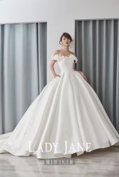 -Lady  Jane高端婚纱礼服馆