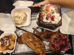 -BUTTERFUL&CREAMOROUS 黄油与面包(三里屯太古里店)