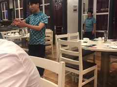 -闫府私房菜(经四路万达店)