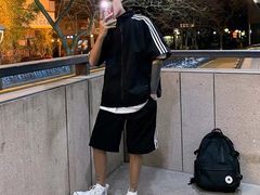 -银泰百货(厦门国贸中心店)