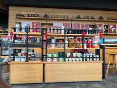 零售区-星巴克臻选(成都环球乐天店)