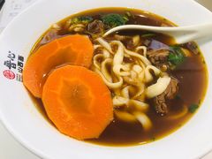 牛腩刀削面-晋心山西面(壹方城店)