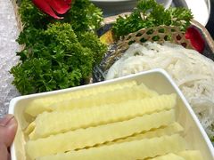 -益氣煲·筒骨砂锅火锅(安吉直营店)