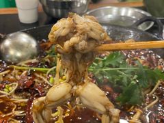 老铁锅秘制美蛙-鸿顺老铁锅美蛙鱼府(解放碑店)