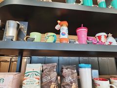 -星巴克臻选(青岛金狮广场店)