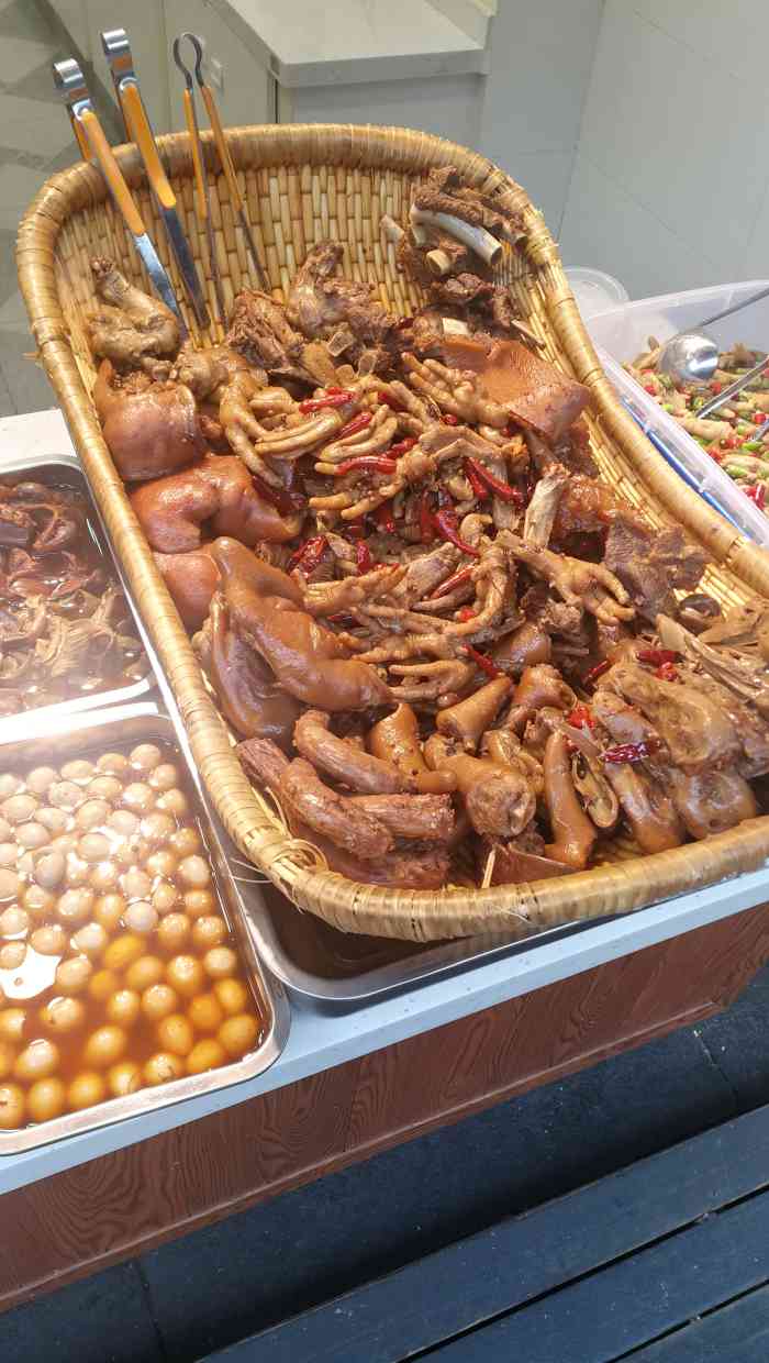 五香草现捞(营门口店)-"今天路过的时候,忽然看到这家店女士就想买.