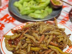 -威记烧嘢·南宁烧烤·超级生牛(绿地店)