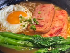 -卡普里披萨·牛扒·下午茶