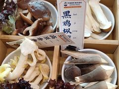 -阿婆情腊排骨火锅(金虹路店)