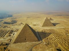 -吉萨金字塔群