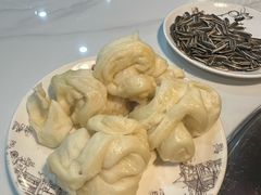 -哈尔滨烧烤·山河村铁锅炖(交大店)