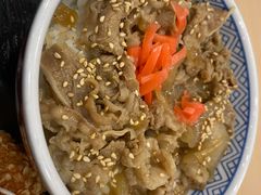 和牛烧肉饭-吉野家(上海美罗城店)