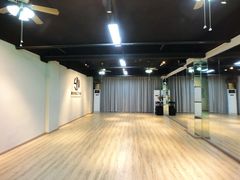 -雅妮舞蹈工作室·少儿成人拉丁舞