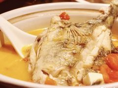 番茄洋葱桂鱼豆腐汤-老吉士酒家(天平路店)