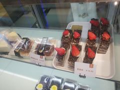 零售区-西帝(时尚地下店)