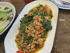 -Dang restaurant (patong phuket)