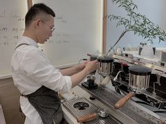 -Onirii Coffee(长乐路店)