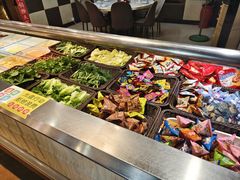-尚品海鲜肥牛自助火锅(湖明店)
