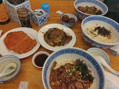 -沪西老弄堂面馆(定西路店)