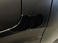 -畅通航行汽车钣金喷漆 无痕修复·局部喷漆