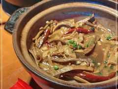 -魏铭鱼头捞饭(晋阳路店)